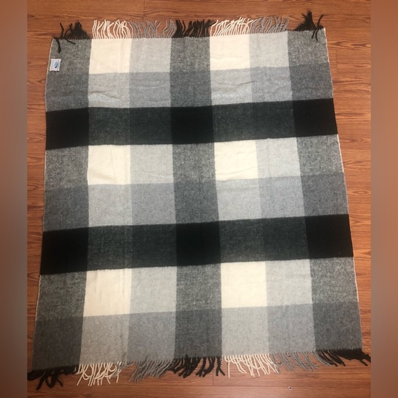 Terrytown Maryville university wool blend Buffalo check throw blanket - Picture 3 of 10